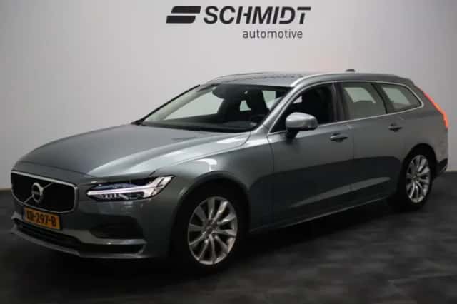 Volvo V90 (2018) thumbnail 1