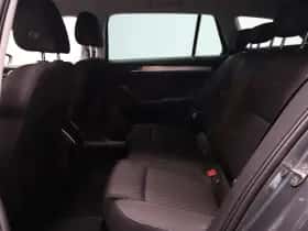 Škoda Superb thumbnail 10