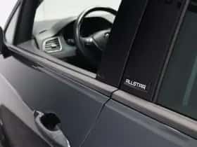 Volkswagen Golf thumbnail 14