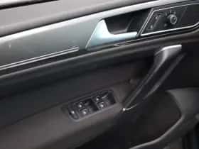 Volkswagen Golf thumbnail 16