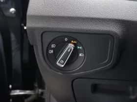 Volkswagen Golf thumbnail 17