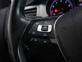 Volkswagen Golf thumbnail 20