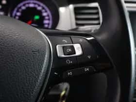 Volkswagen Golf thumbnail 21
