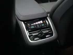 Volvo XC90 thumbnail 11