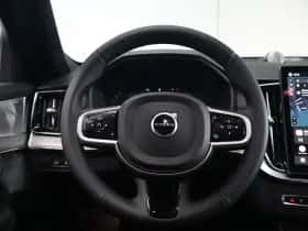 Volvo XC90 thumbnail 24