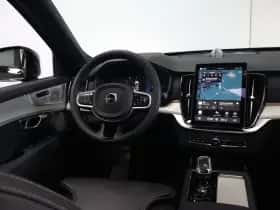 Volvo XC90 thumbnail 34