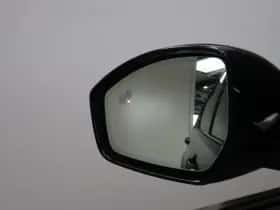 Land Rover Discovery Sport thumbnail 15