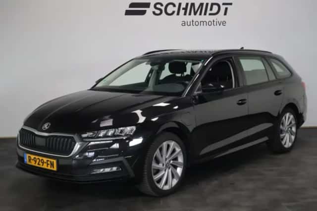 Škoda Octavia (2022) thumbnail 1