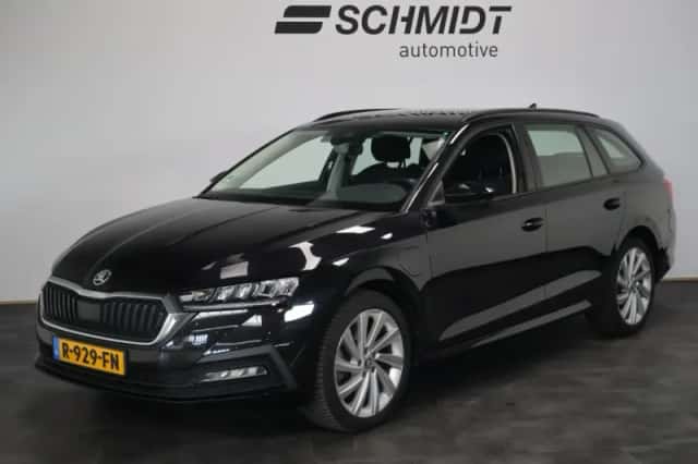 Škoda Octavia (2022) thumbnail 1