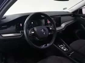 Škoda Octavia thumbnail 8
