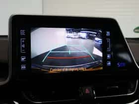 Toyota C-HR thumbnail 23