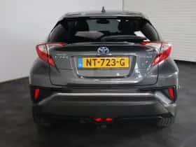 Toyota C-HR thumbnail 6
