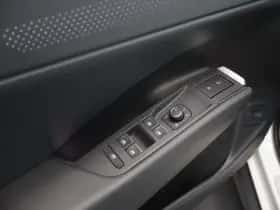 Volkswagen T-Roc thumbnail 17