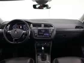 Volkswagen Tiguan thumbnail 2