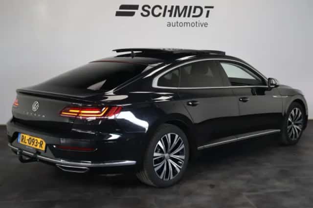 Volkswagen Arteon (2018) thumbnail 3
