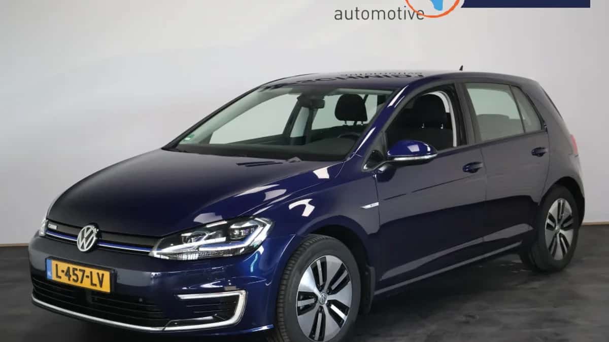 Volkswagen E-Golf — foto 1