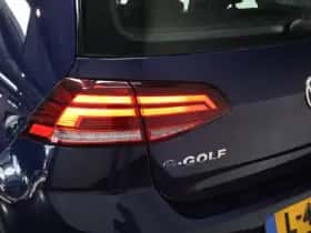 Volkswagen E-Golf thumbnail 12