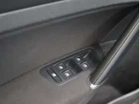 Volkswagen E-Golf thumbnail 14
