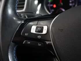 Volkswagen E-Golf thumbnail 18
