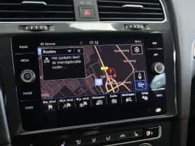 Volkswagen E-Golf thumbnail 22