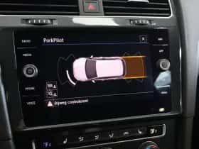 Volkswagen E-Golf thumbnail 25