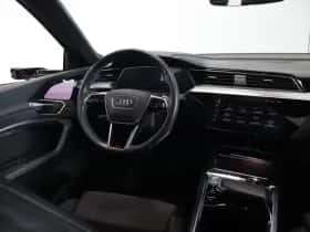 Audi e-tron thumbnail 37