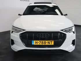 Audi e-tron thumbnail 5