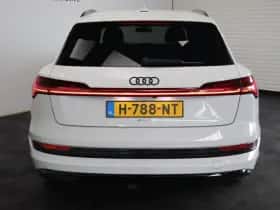Audi e-tron thumbnail 6
