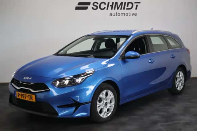 Kia Ceed Sportswagon (2022) thumbnail 1