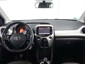 Toyota Aygo thumbnail 2