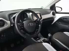 Toyota Aygo thumbnail 8