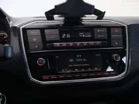 Volkswagen Up! thumbnail 18