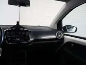 Volkswagen Up! thumbnail 22