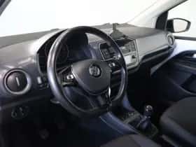 Volkswagen Up! thumbnail 8