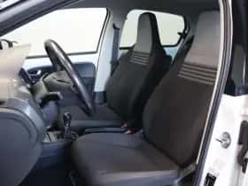 Volkswagen Up! thumbnail 9
