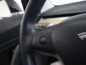 Tesla Model 3 (2019) thumbnail 18