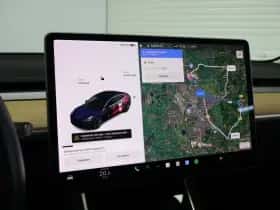 Tesla Model 3 (2019) thumbnail 20