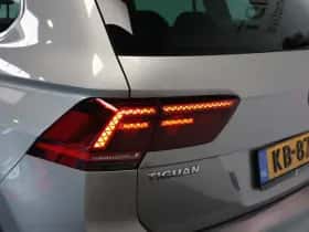 Volkswagen Tiguan (2016) thumbnail 11