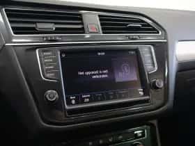 Volkswagen Tiguan (2016) thumbnail 22