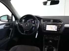 Volkswagen Tiguan (2016) thumbnail 27