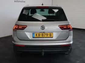 Volkswagen Tiguan (2016) thumbnail 6