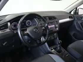 Volkswagen Tiguan (2016) thumbnail 7