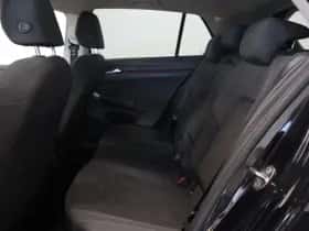 Volkswagen Golf thumbnail 11
