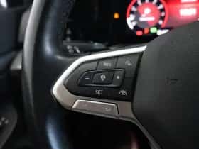Volkswagen Golf thumbnail 19