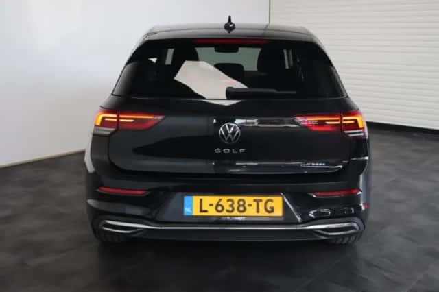 Volkswagen Golf (2020) thumbnail 6