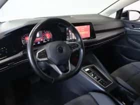 Volkswagen Golf thumbnail 8