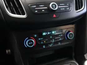 Ford Focus thumbnail 24