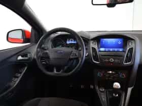 Ford Focus thumbnail 26