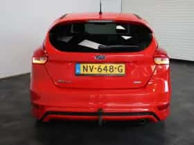 Ford Focus thumbnail 6