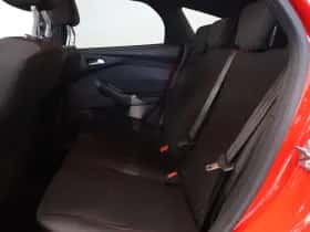 Ford Focus thumbnail 10